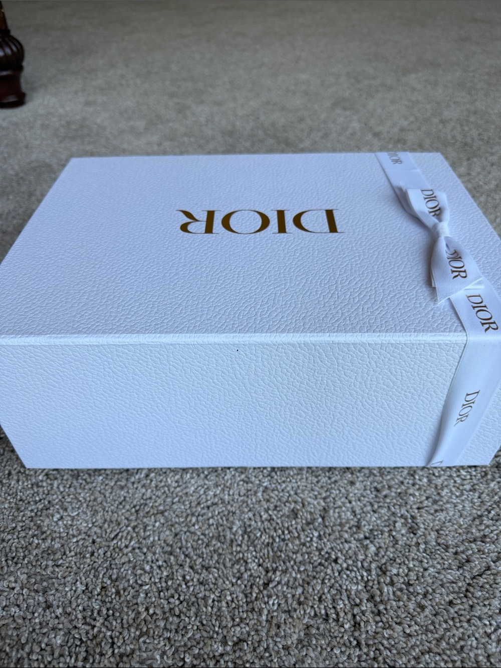 Christian Dior Gift Box with Ribbon EUC - Picture 8 of 9